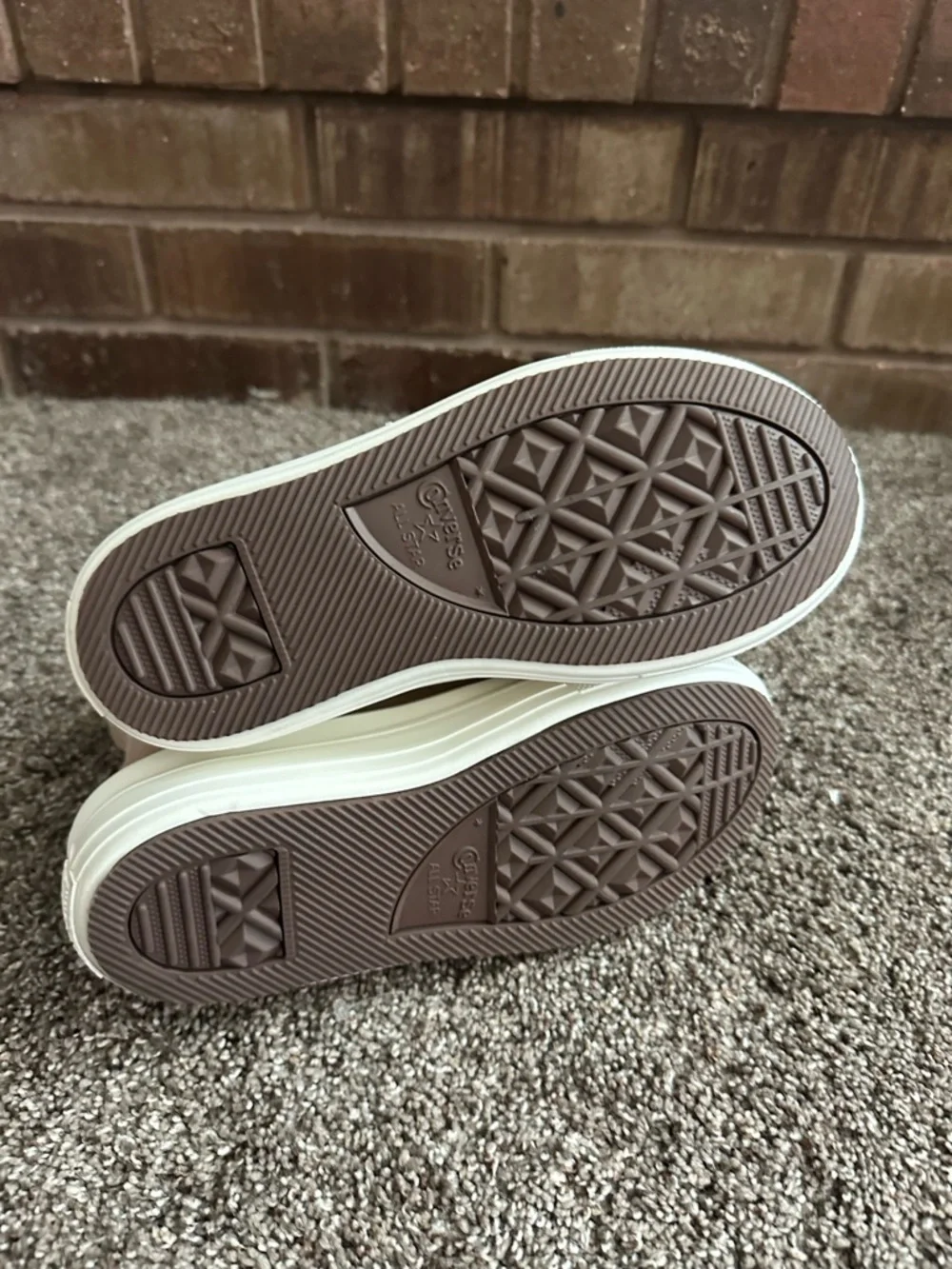 NWOB Converse Move Platform Leather High Top Sneaker Tan Youth 2.5